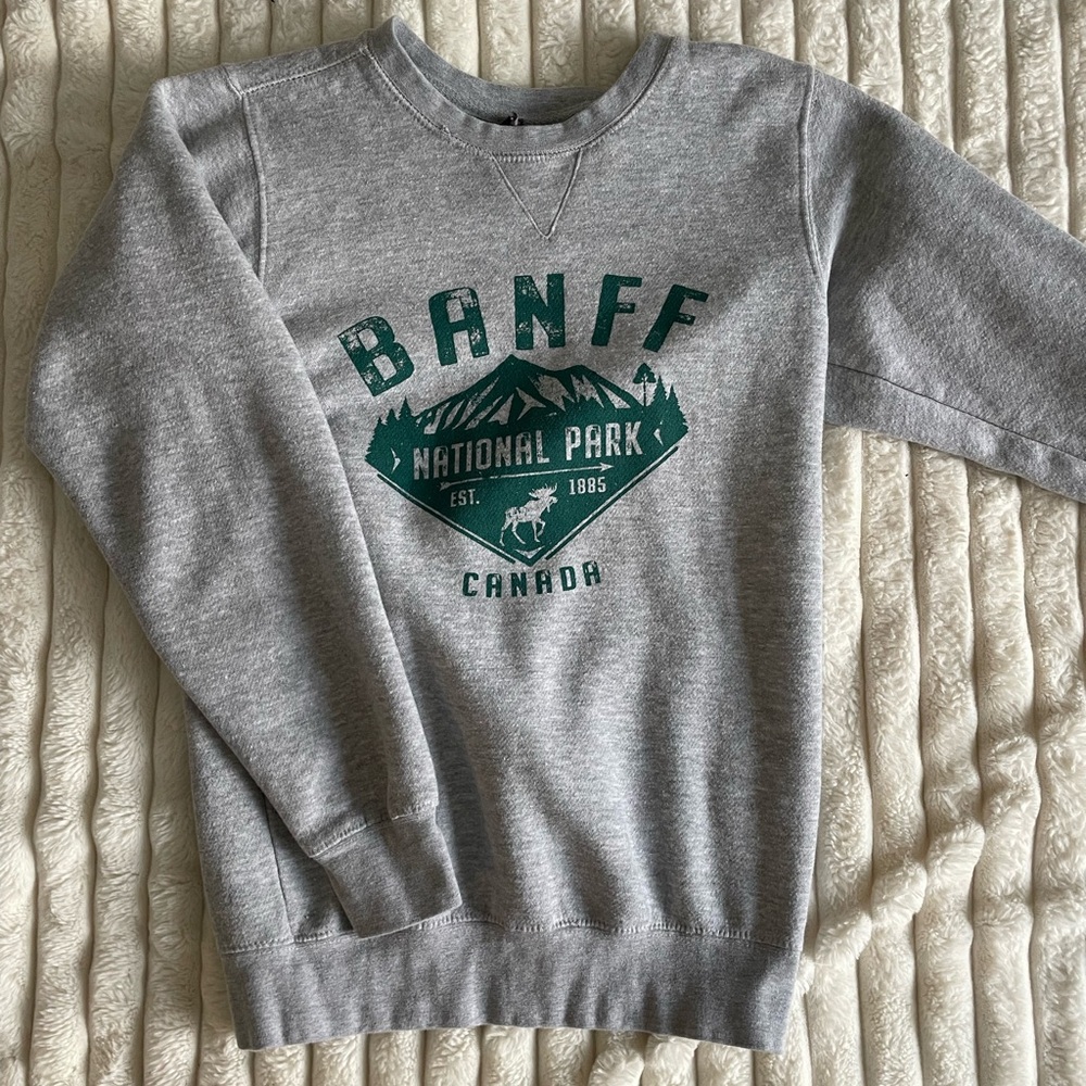 Banff Crewneck